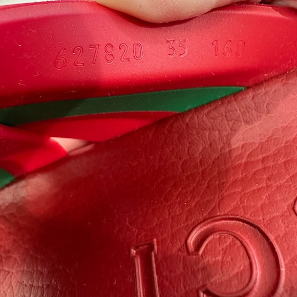 Gucci Rubber Web Stripe Sandals - Picture 5 of 8